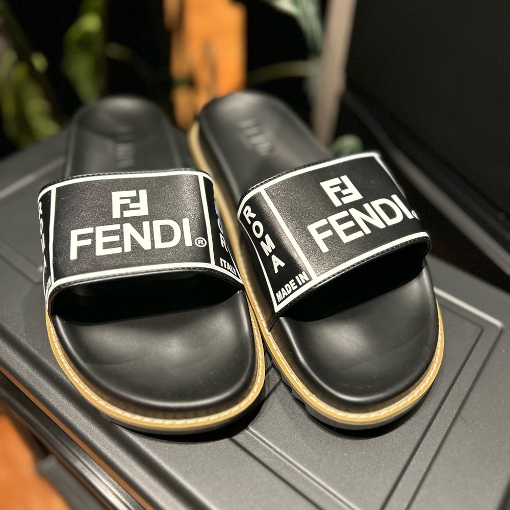 FENDI Fiend Roma Amor black yellow leather air sole slides sandals UK10 EU45 - Picture 2 of 6